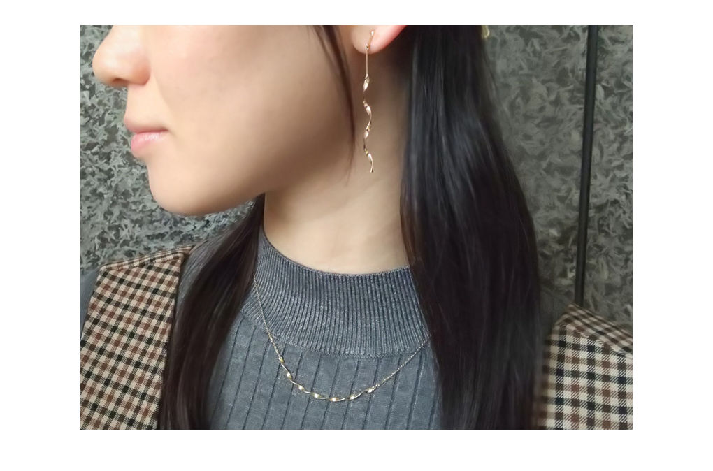 K10�C�G���[�S�[���h�l�b�N���X