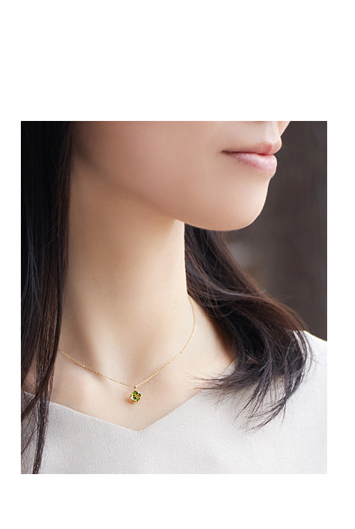 K10YG�y���h�b�g�l�b�N���X