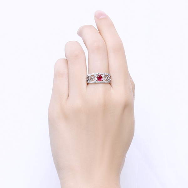 �v���`�i���r�[�����O