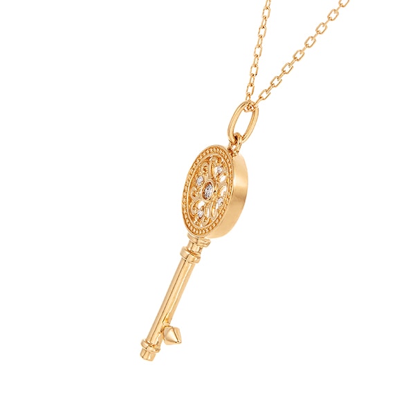 K18�C�G���[�S�[���h�_�C�������h�l�b�N���X