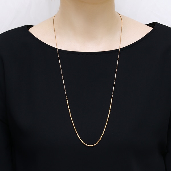 K18�C�G���[�S�[���h�����O�l�b�N���X