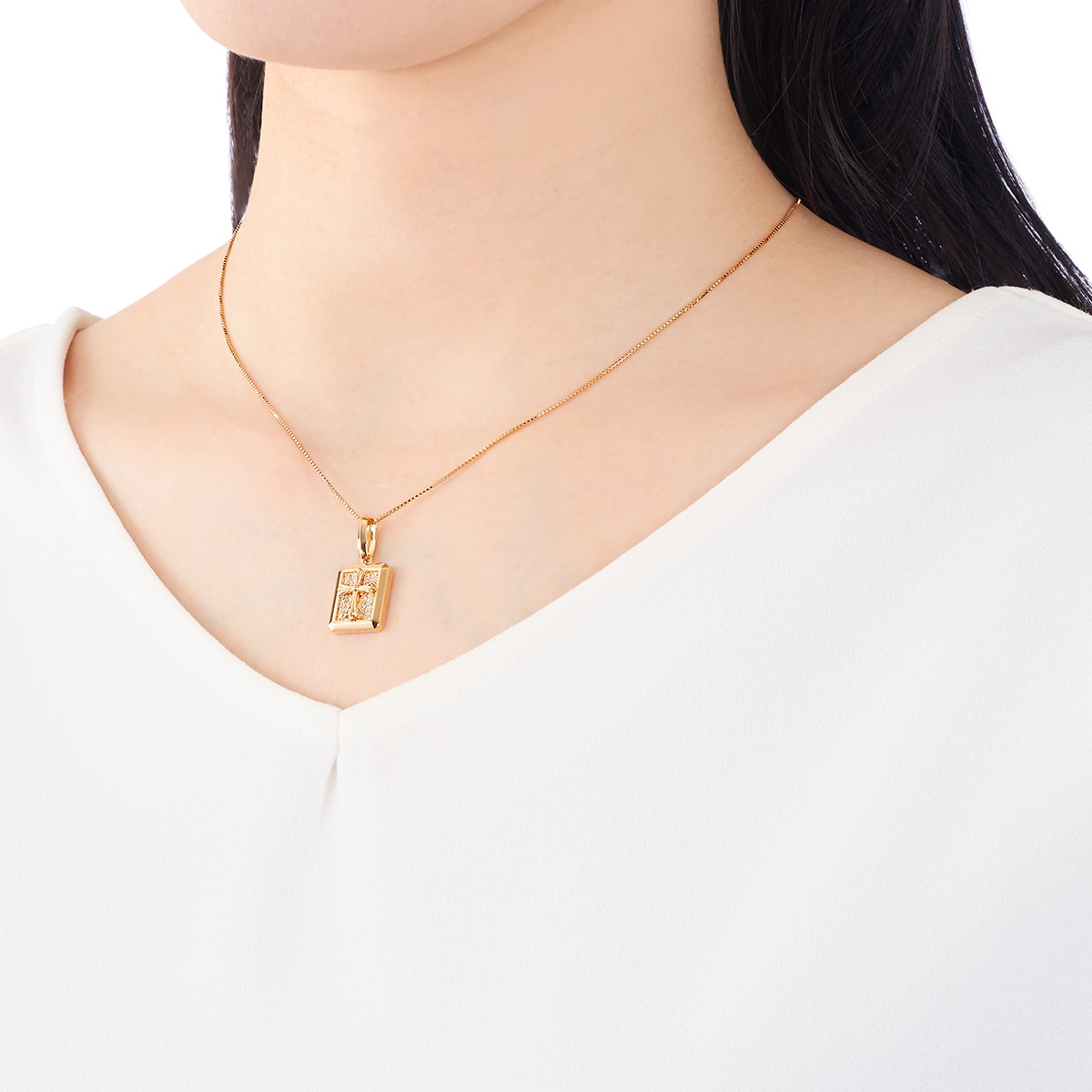 K18�C�G���[�S�[���h�_�C�������h�y���_���g