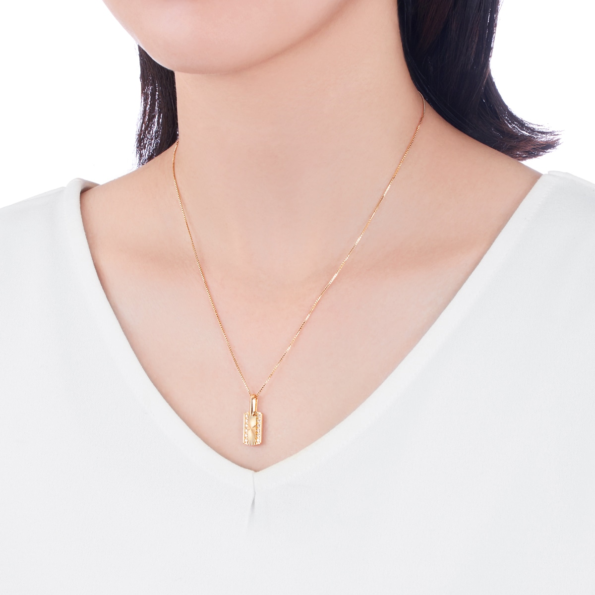 K18�C�G���[�S�[���h�_�C�������h�y���_���g