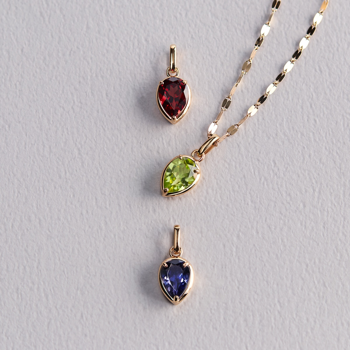 K18�C�G���[�S�[���h�y���h�b�g�y���_���g