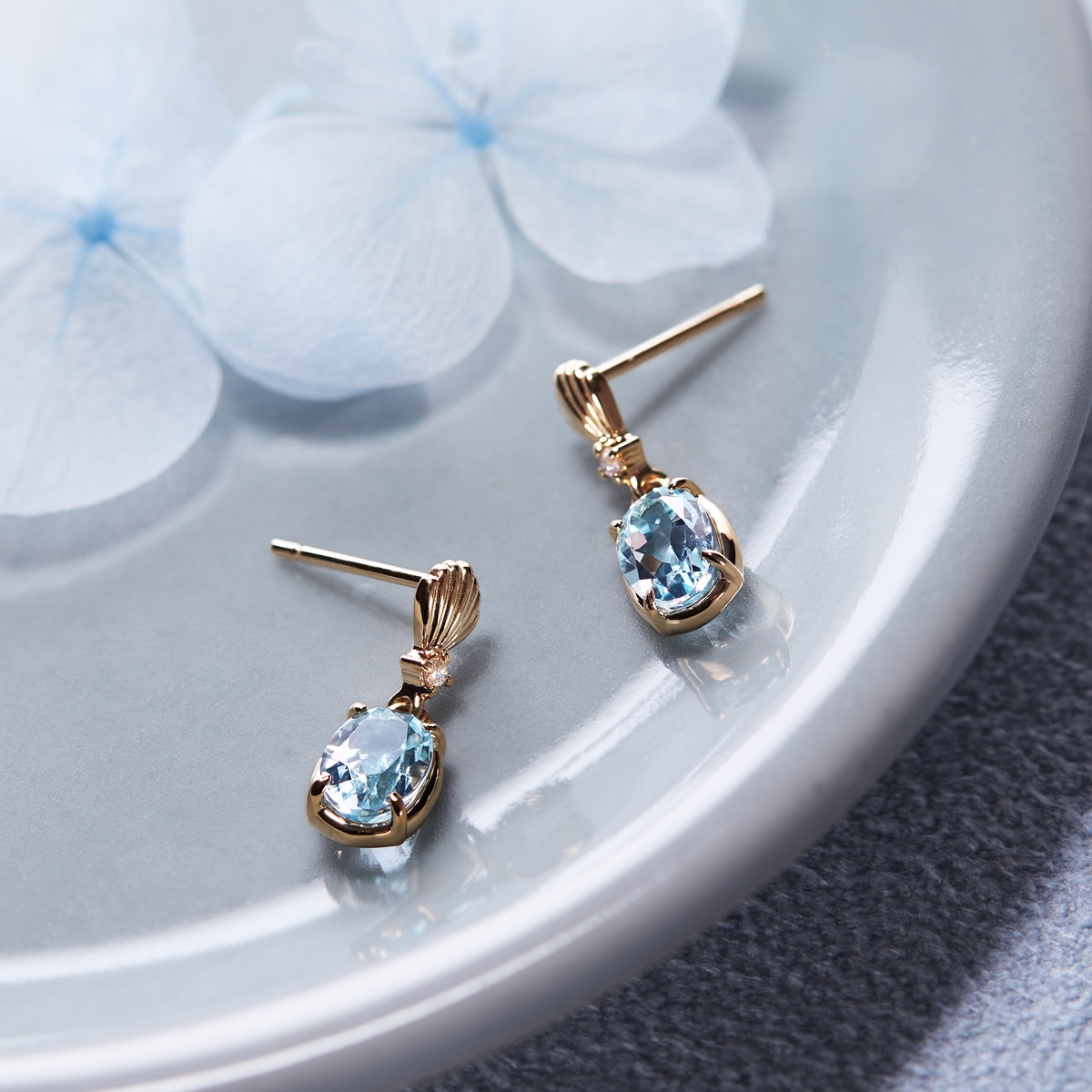 K10�C�G���[�S�[���h�X�J�C�u���[�g�p�[�Y�s�A�X