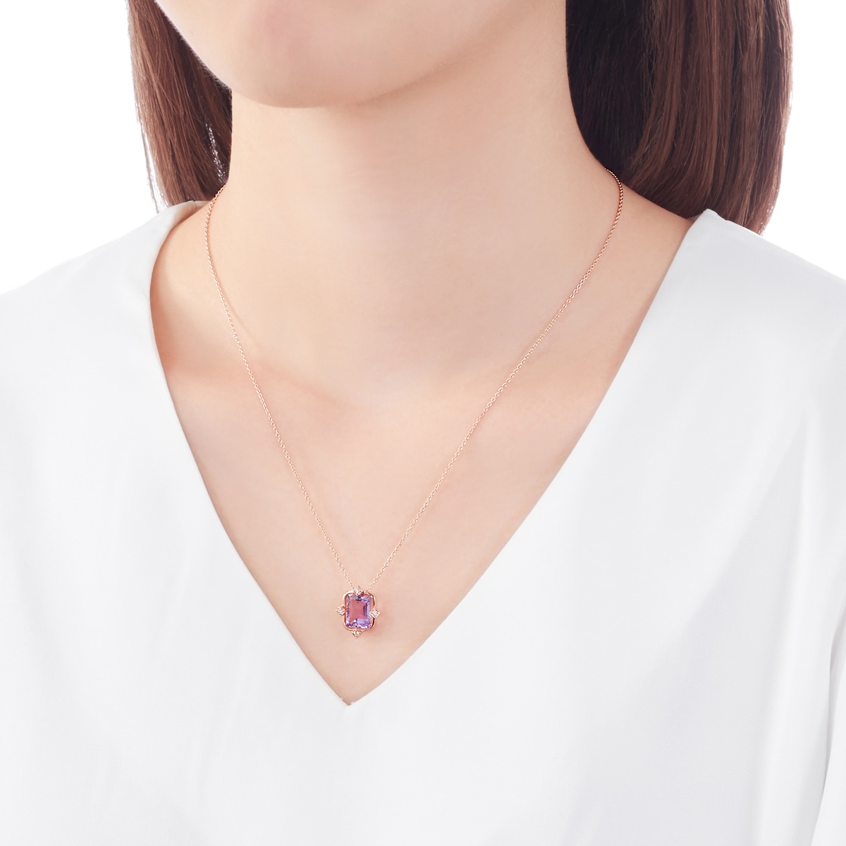 K10�s���N�S�[���h�A���V�X�g�l�b�N���X