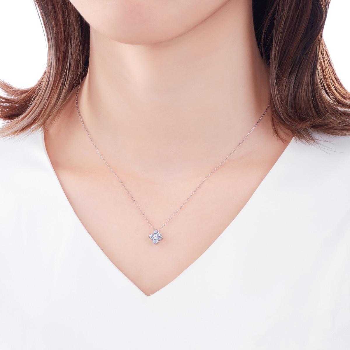 K10�z���C�g�S�[���h�A�N�A�}�����l�b�N���X