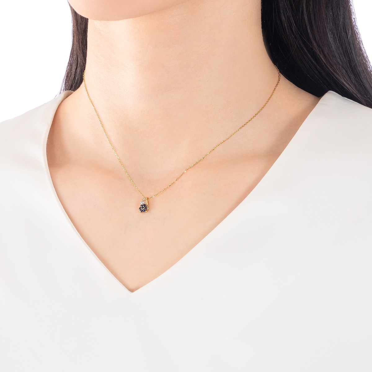 K10�C�G���[�S�[���h�T�t�@�C�A�l�b�N���X