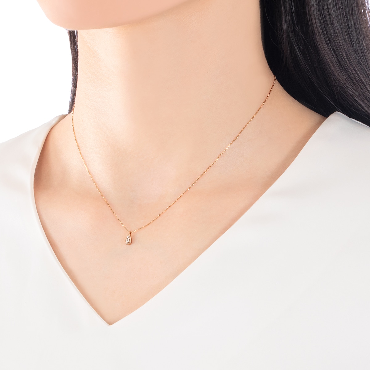 K18�s���N�S�[���h�_�C�������h�l�b�N���X