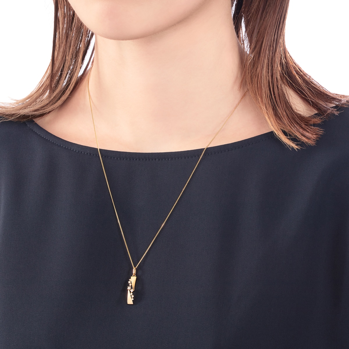 K18�C�G���[�S�[���h�_�C�������h�l�b�N���X