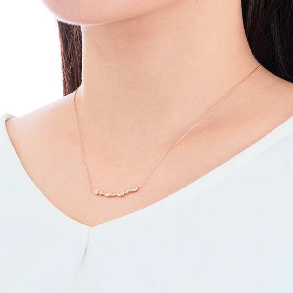 K18�C�G���[�S�[���h�_�C�������h�l�b�N���X