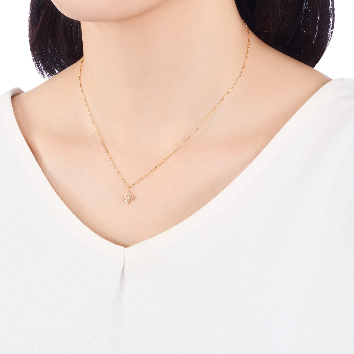 K10�C�G���[�S�[���h�I�p�[���l�b�N���X