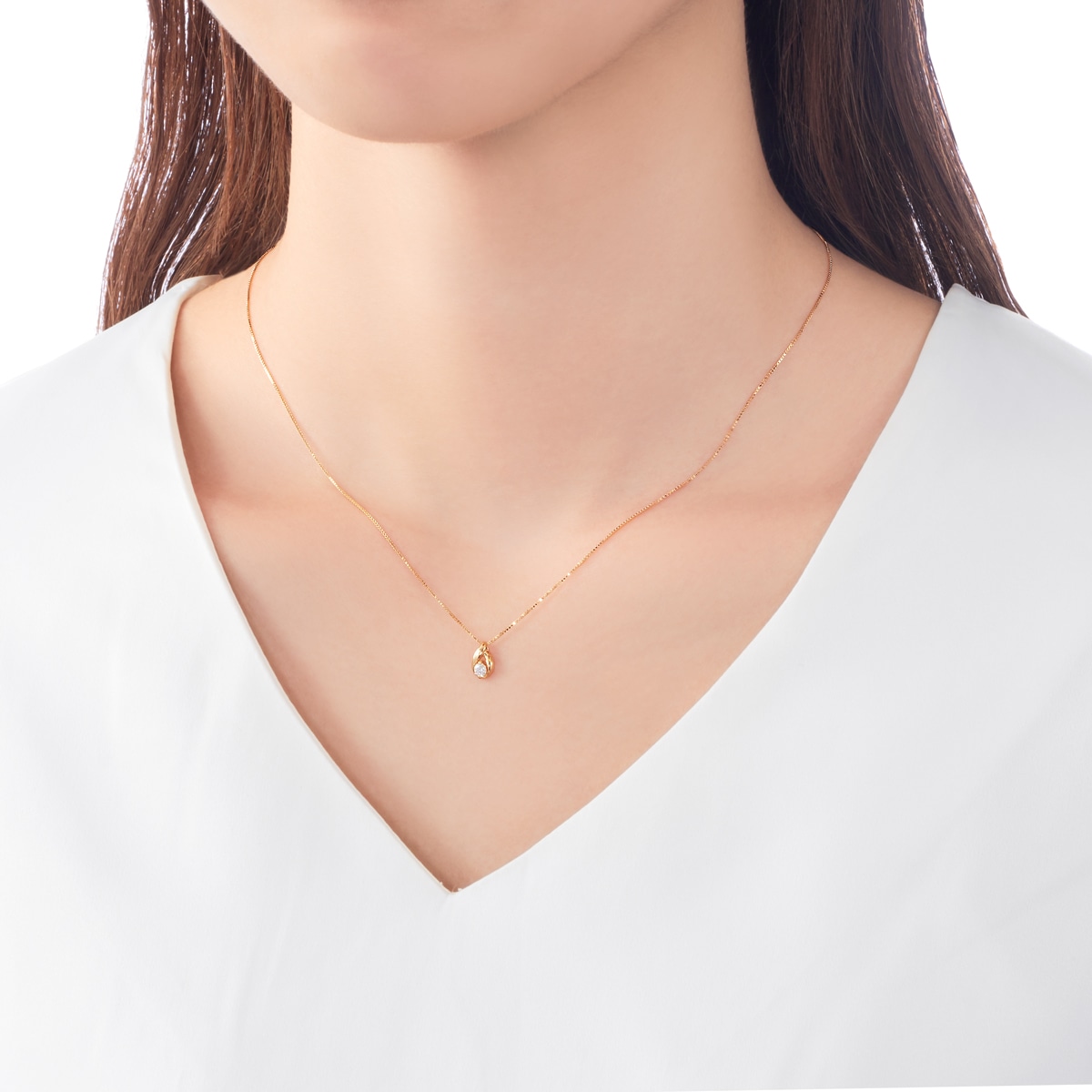 K18�C�G���[�S�[���h�_�C�������h�l�b�N���X