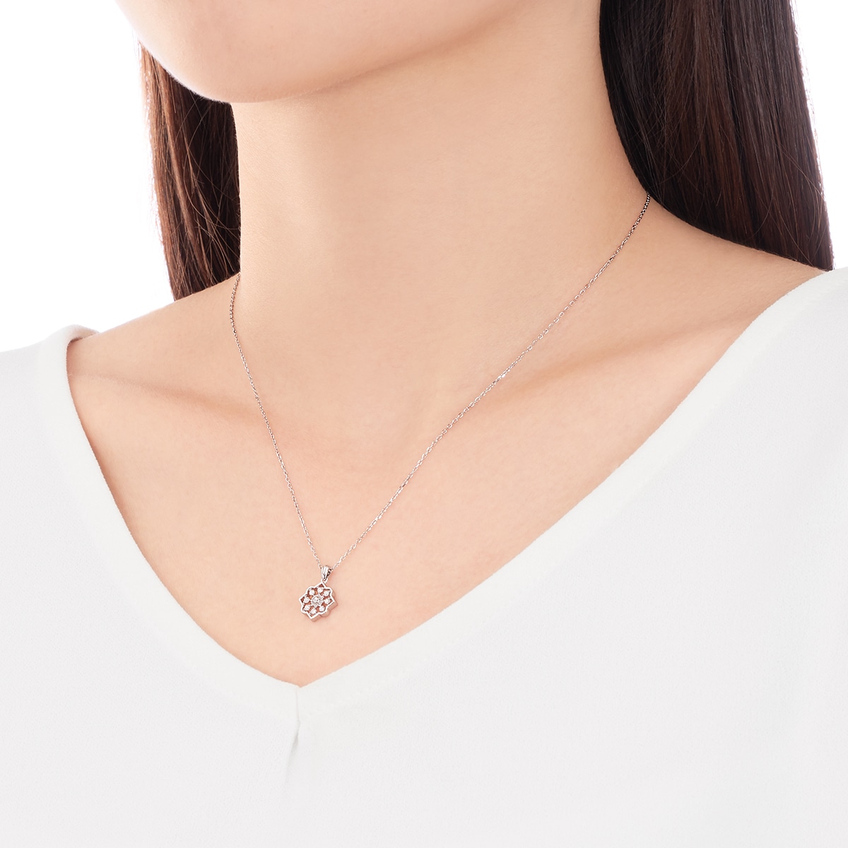 K10�z���C�g�S�[���h�_�C�������h�l�b�N���X