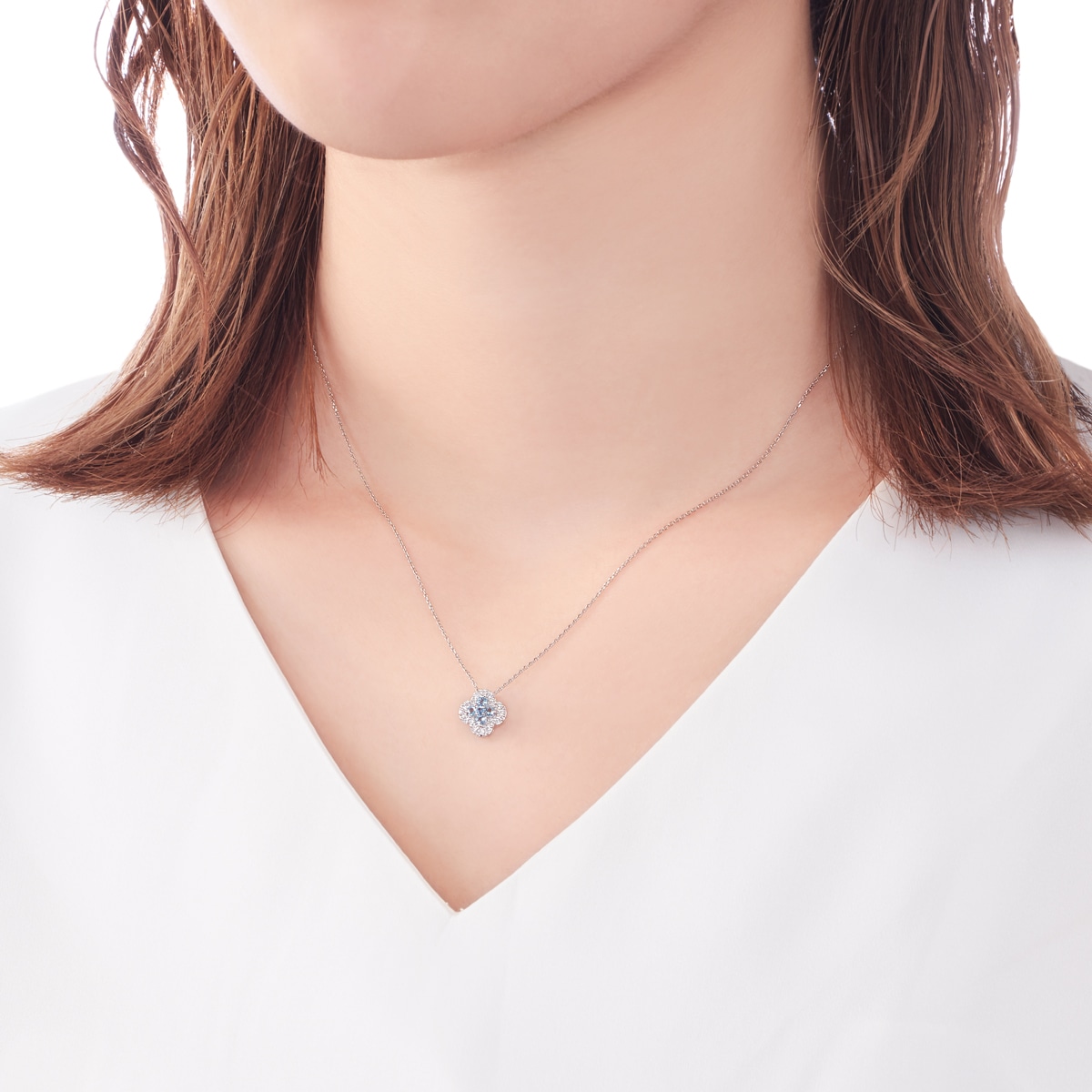 �v���`�i�A�N�A�}�����l�b�N���X