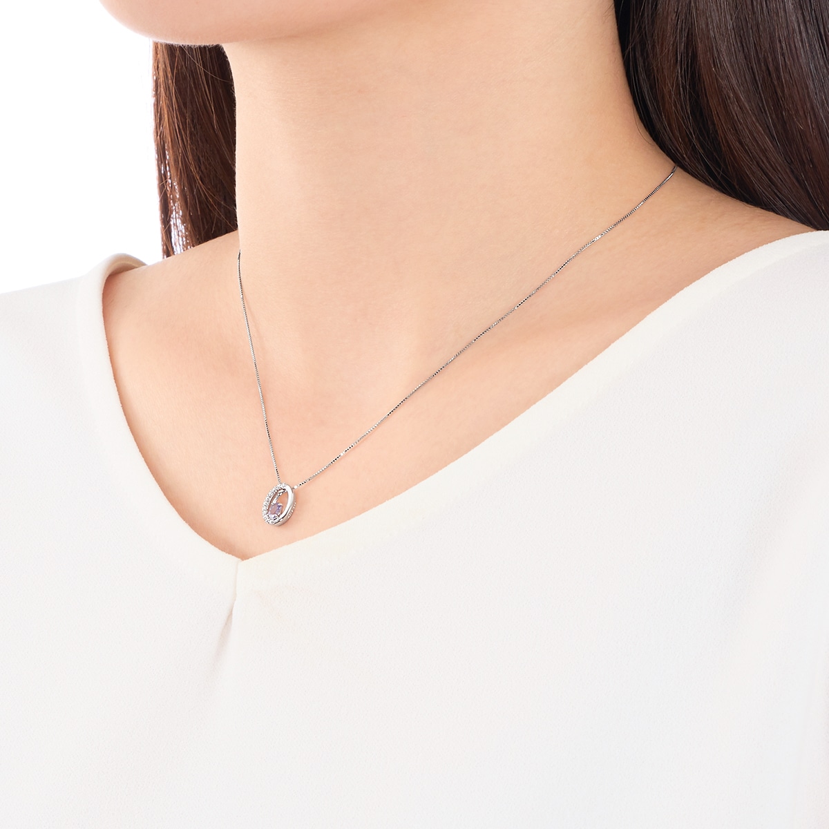 �v���`�i�^���U�i�C�g�l�b�N���X