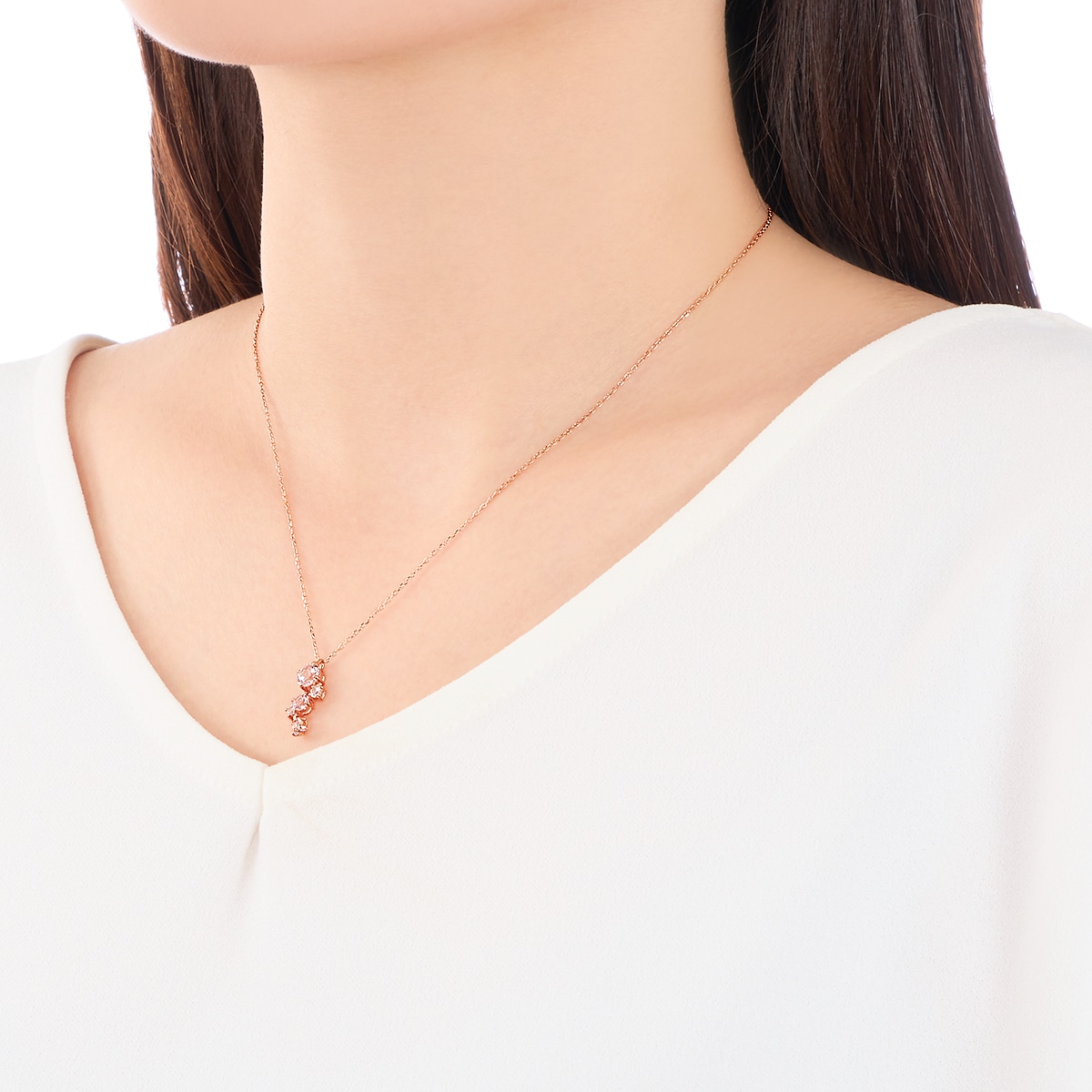 K10�s���N�S�[���h�����K�i�C�g�l�b�N���X