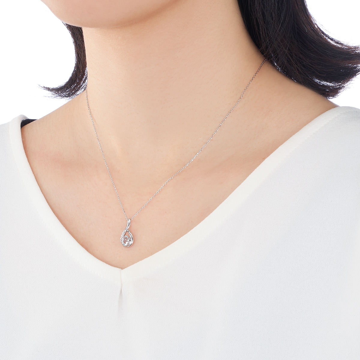 K10�z���C�g�S�[���h�A�N�A�}�����l�b�N���X