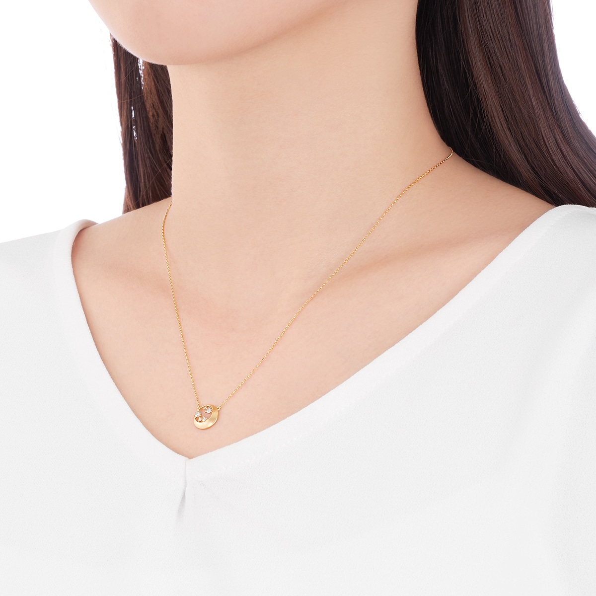 K18�C�G���[�S�[���h�_�C�������h�l�b�N���X