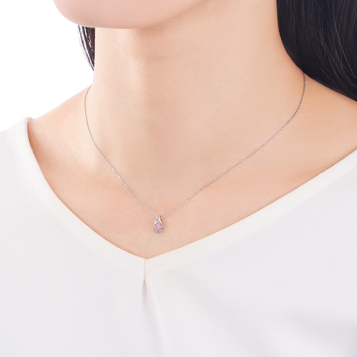 K10�z���C�g�S�[���h�s���N�T�t�@�C�A�l�b�N���X