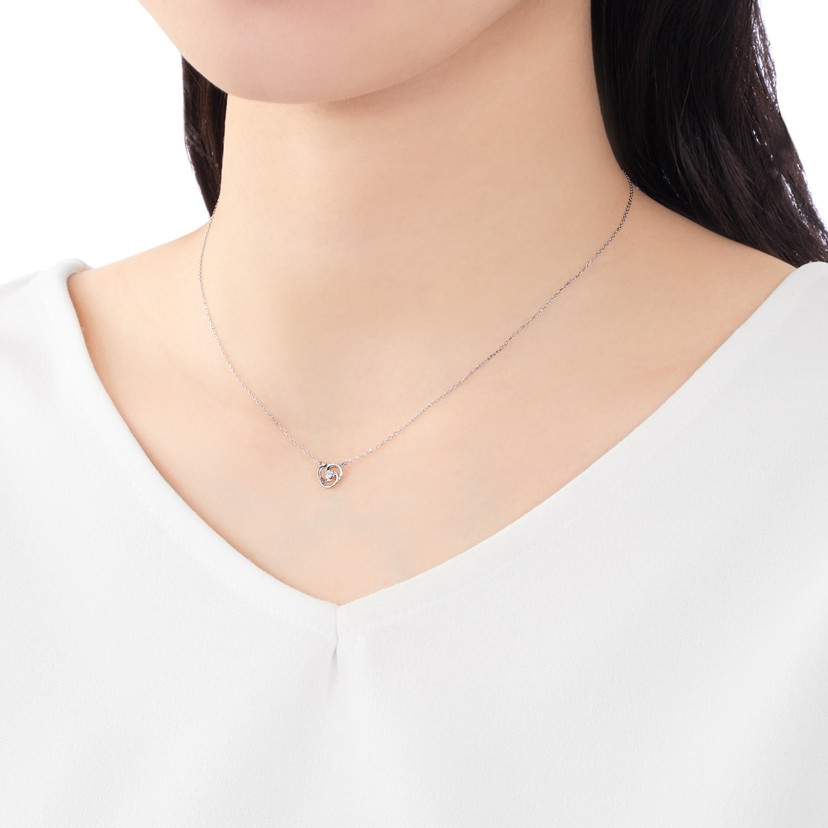 K10�z���C�g�S�[���h�_�C�������h�l�b�N���X