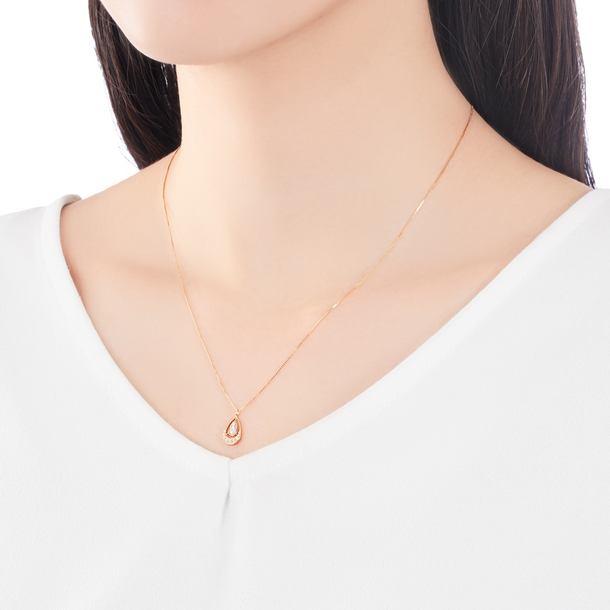 K18�C�G���[�S�[���h�_�C�������h�l�b�N���X