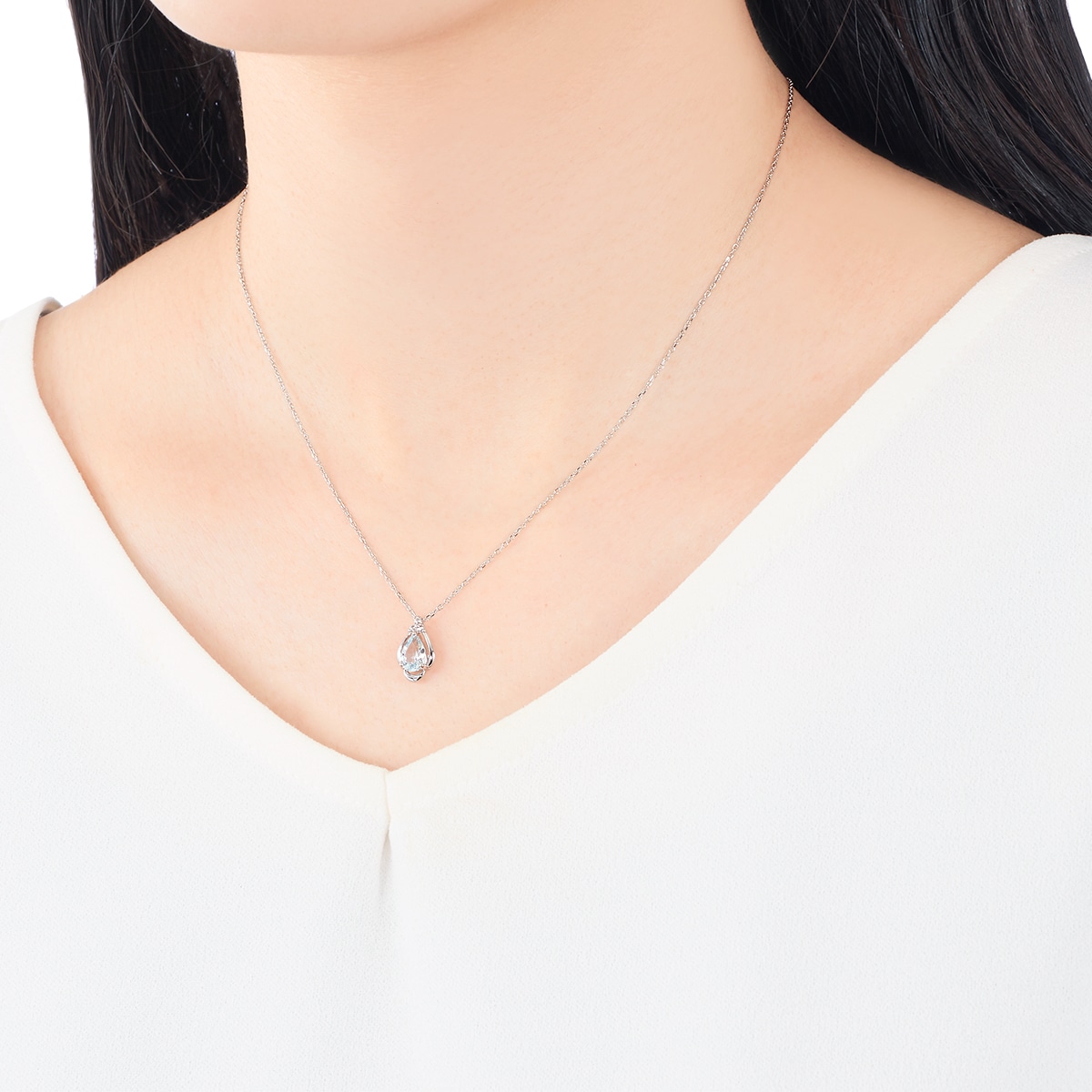 K10�z���C�g�S�[���h�A�N�A�}�����l�b�N���X