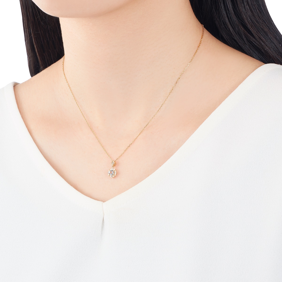 K10�C�G���[�S�[���h�A�N�A�}�����l�b�N���X