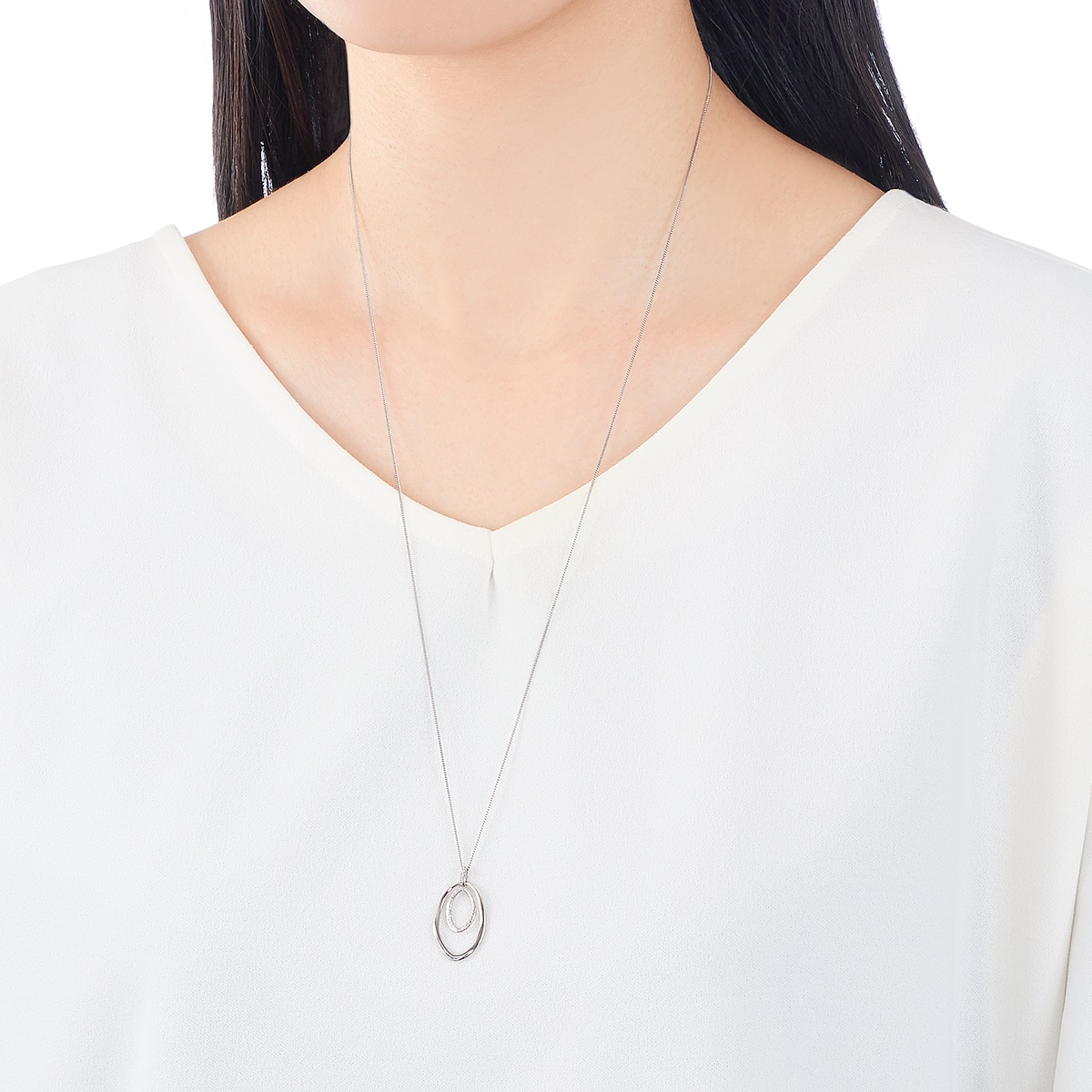 K10�z���C�g�S�[���h�_�C�������h�����O�l�b�N���X