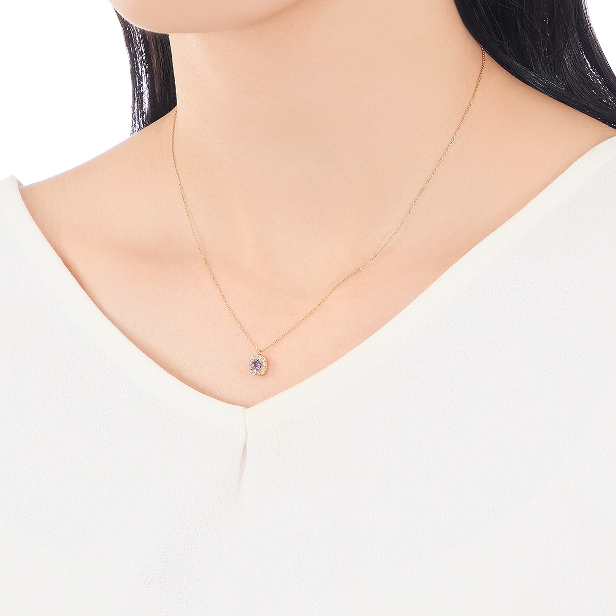 K18�C�G���[�S�[���h�^���U�i�C�g�l�b�N���X