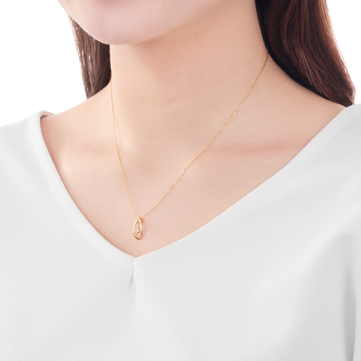 K10�C�G���[�S�[���h�_�C�������h�l�b�N���X