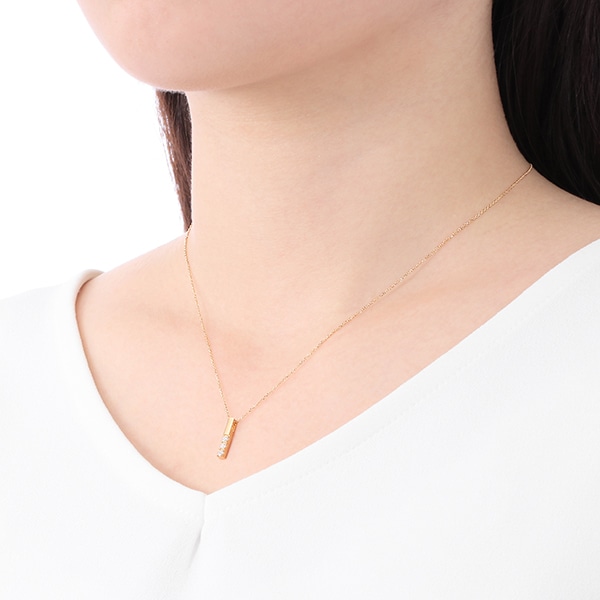 K18�C�G���[�S�[���h�_�C�������h�l�b�N���X