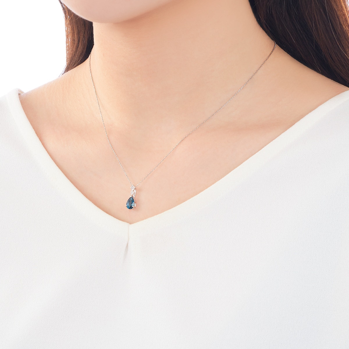 �v���`�i�����h���u���[�g�p�[�Y�l�b�N���X