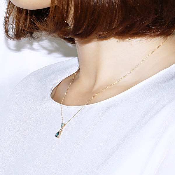 K10�C�G���[�S�[���h�����h���u���[�g�p�[�Y�l�b�N���X