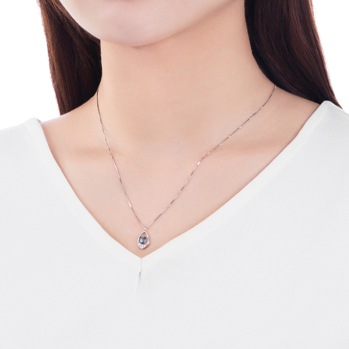 �v���`�i�A�N�A�}�����l�b�N���X