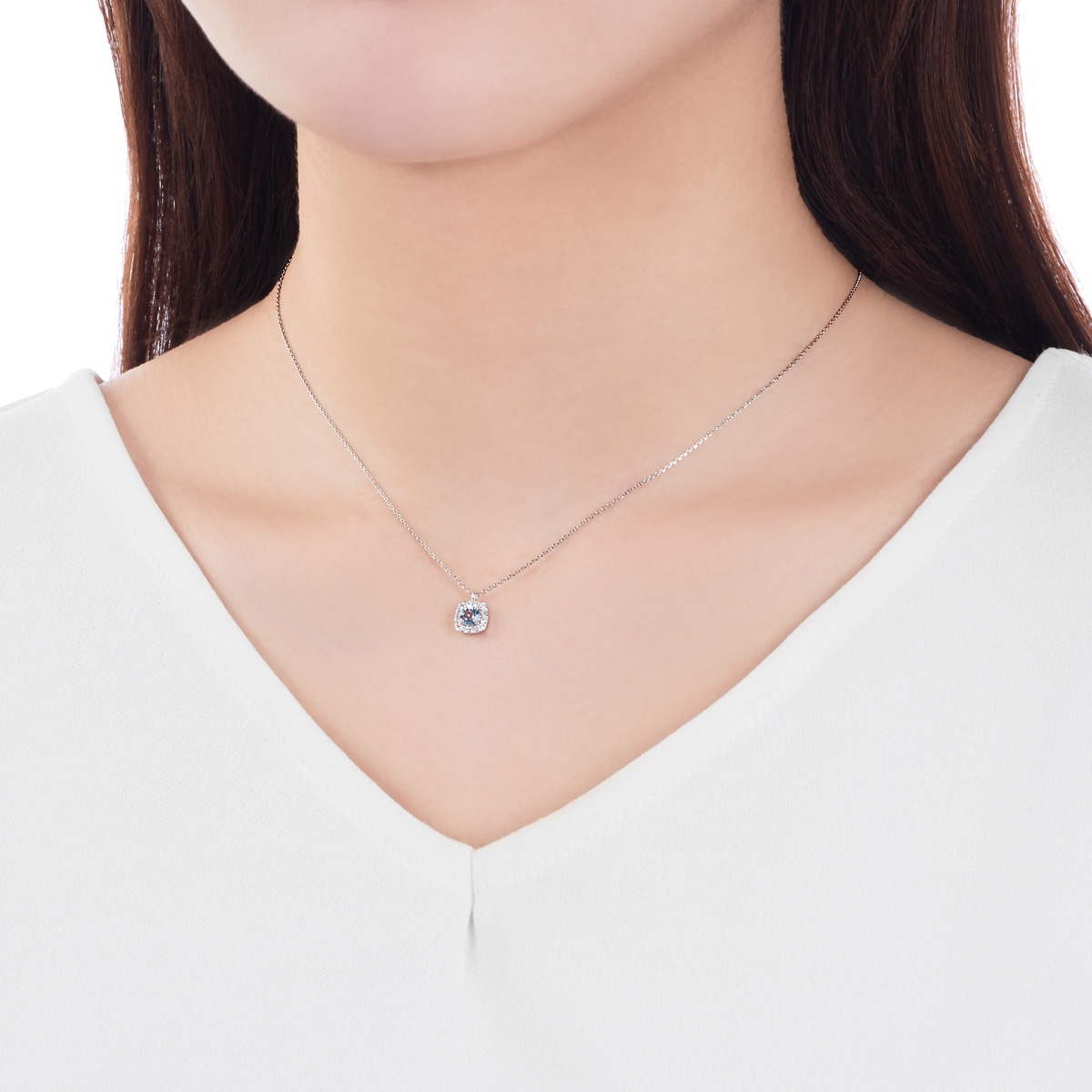 �v���`�i�A�N�A�}�����l�b�N���X