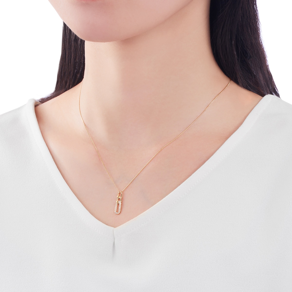 K18�C�G���[�S�[���h�_�C�������h�l�b�N���X