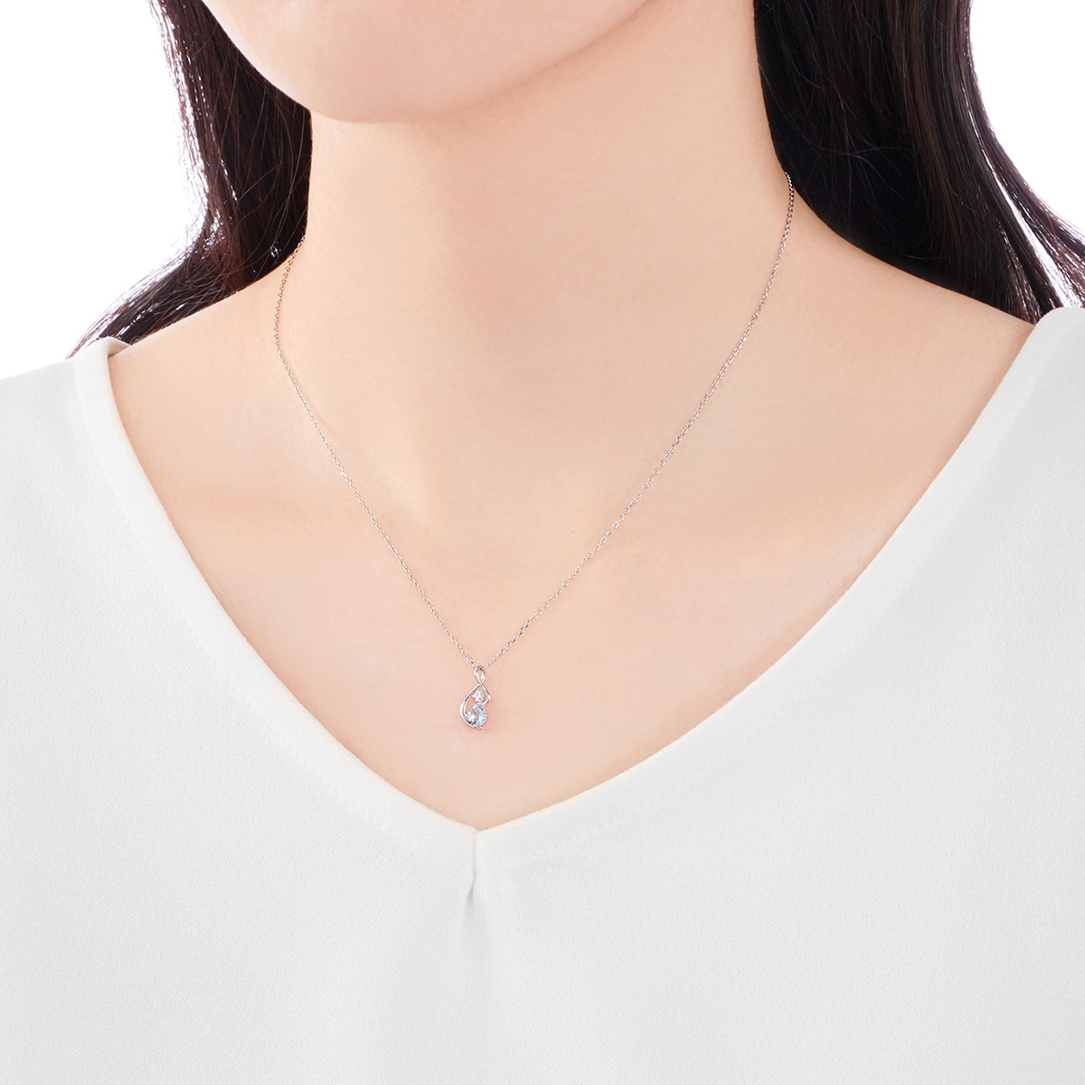 K10�z���C�g�S�[���h�A�N�A�}�����l�b�N���X