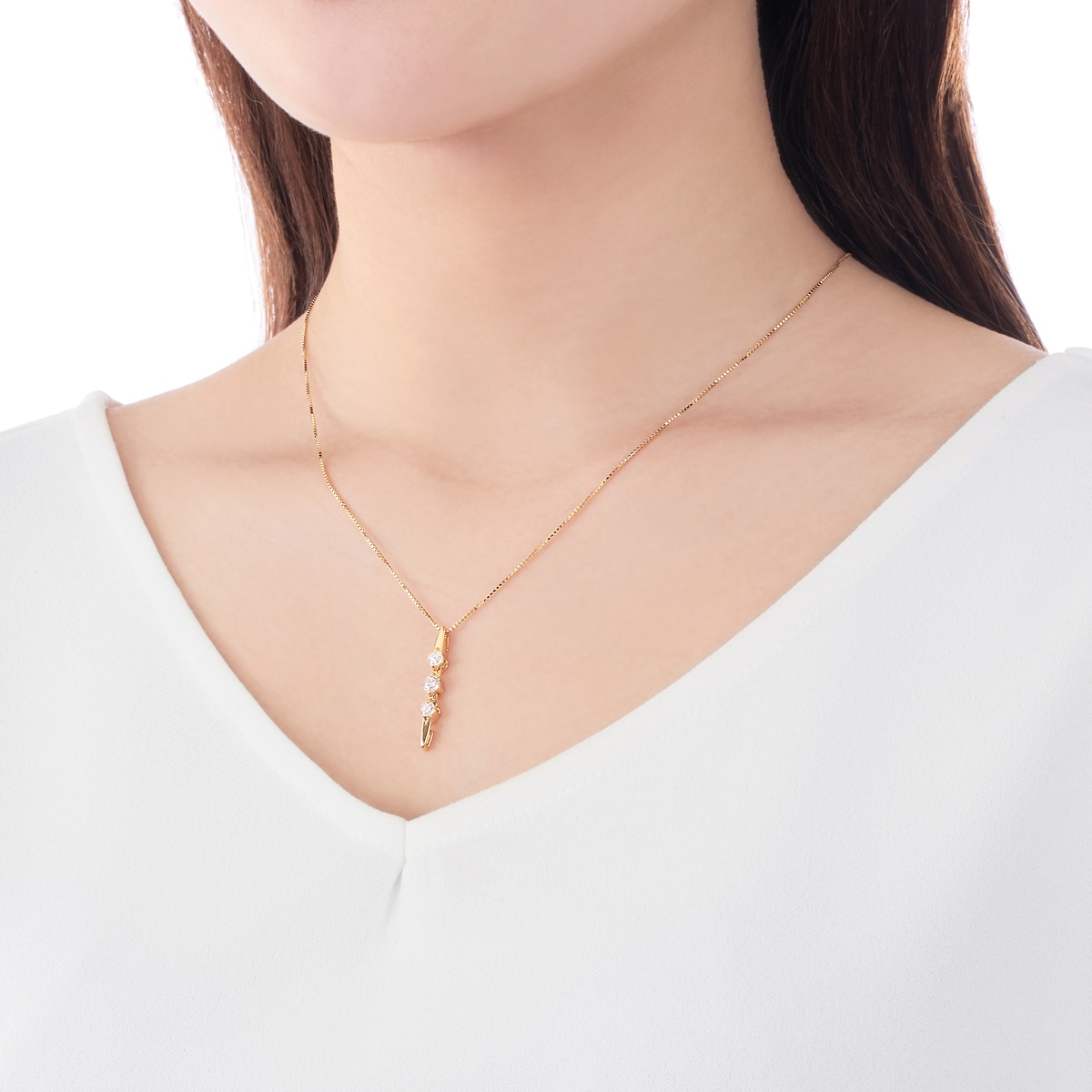 K18�C�G���[�S�[���h�_�C�������h�l�b�N���X