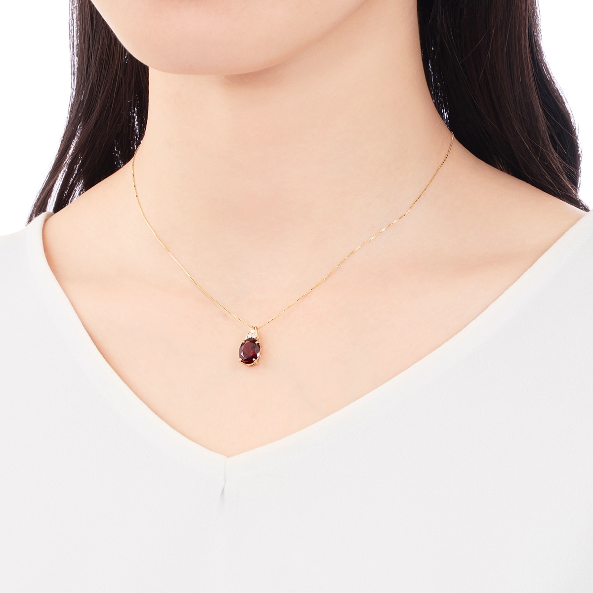 K18�C�G���[�S�[���h�A���}���_�C���K�[�l�b�g�l�b�N���X