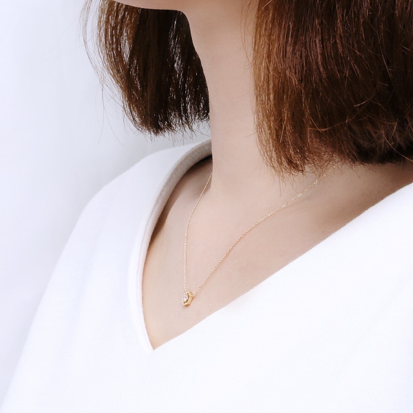 K18�C�G���[�S�[���h�_�C�������h�l�b�N���X