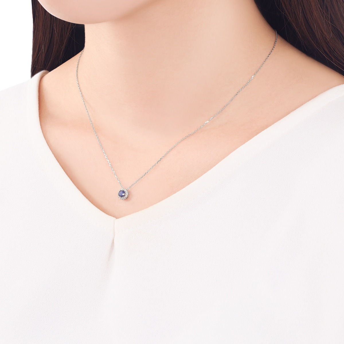 K10�z���C�g�S�[���h�T�t�@�C�A�l�b�N���X