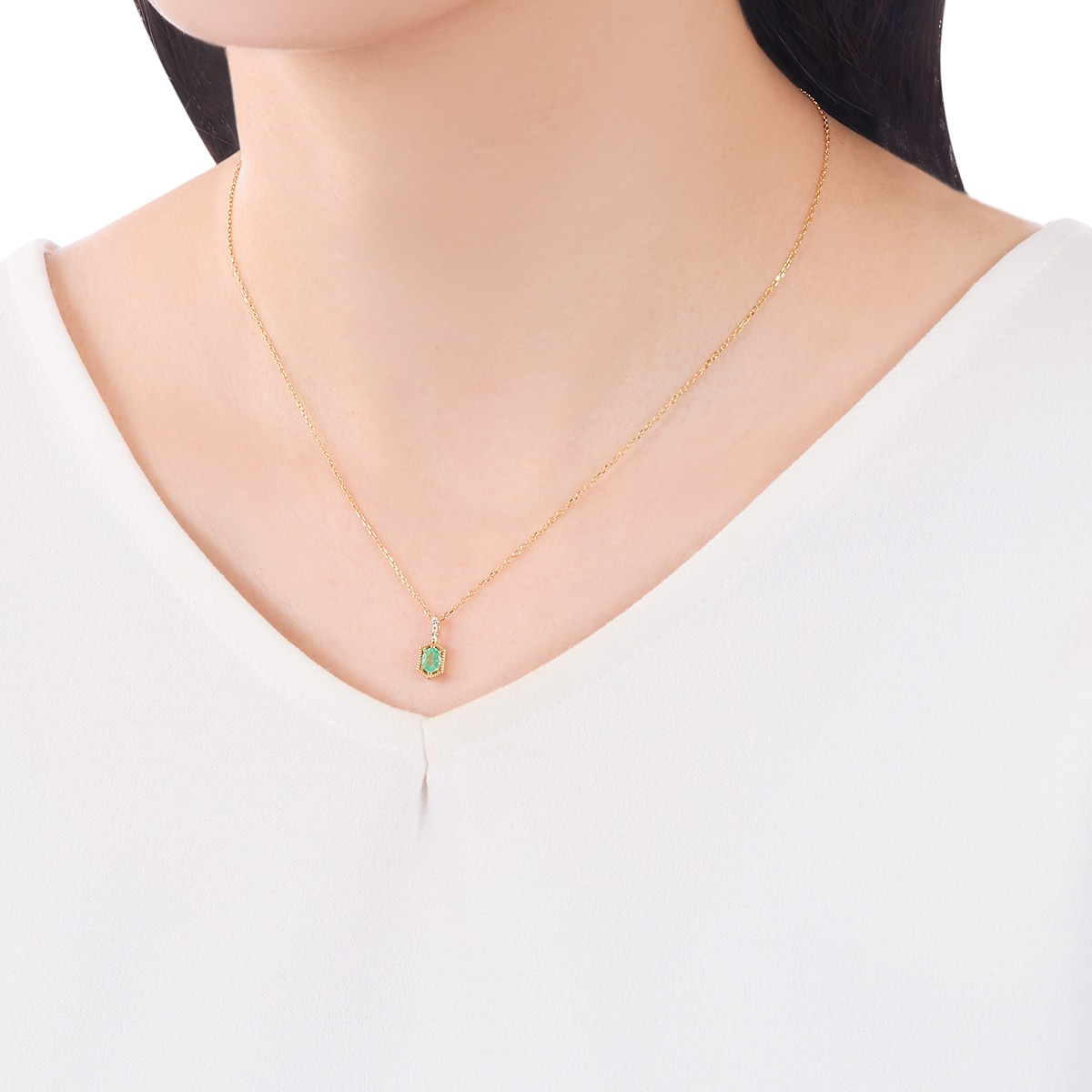 K10�C�G���[�S�[���h�G�������h�l�b�N���X