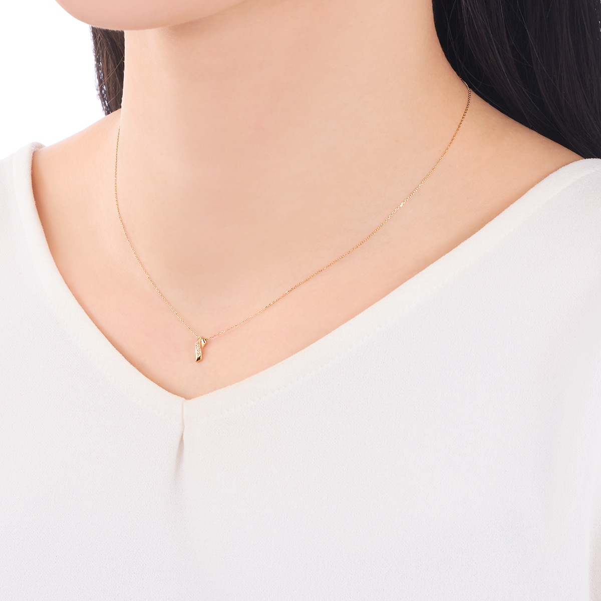 K10�C�G���[�S�[���h�_�C�������h�l�b�N���X