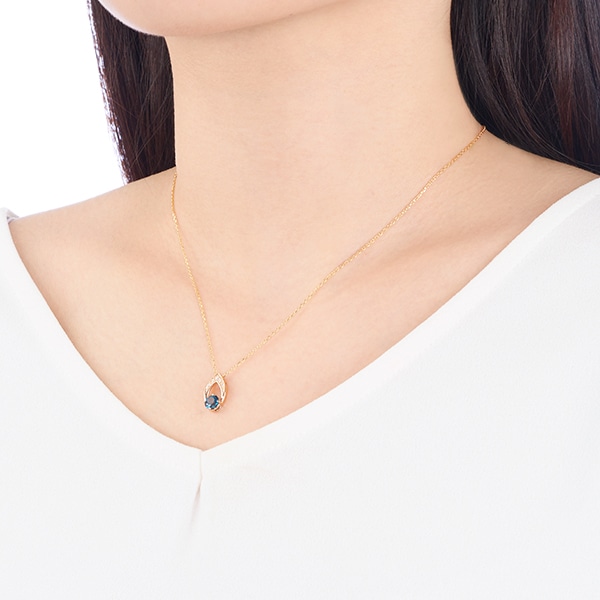 K10�C�G���[�S�[���h�����h���u���[�g�p�[�Y�l�b�N���X