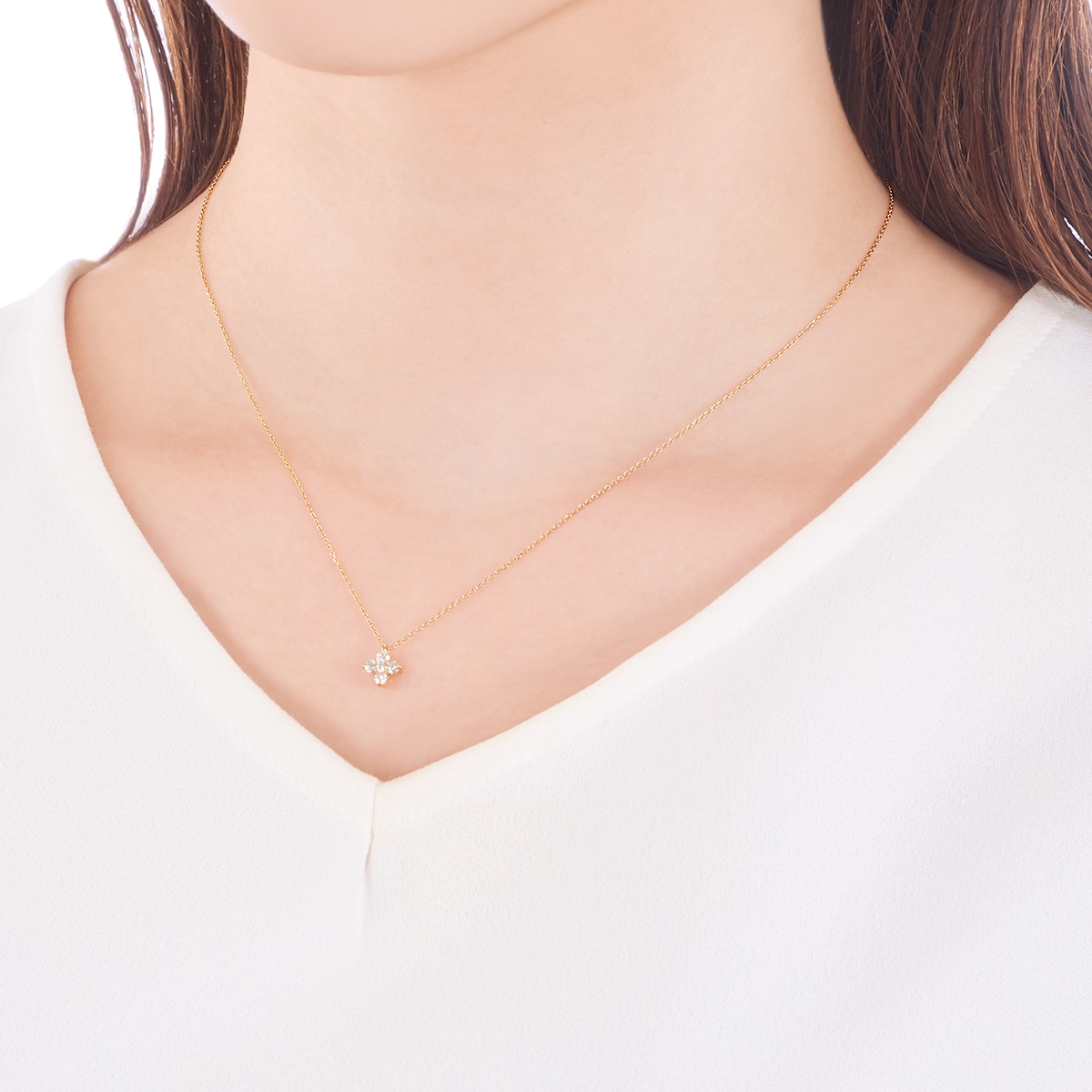 K18�C�G���[�S�[���h�_�C�������h�l�b�N���X