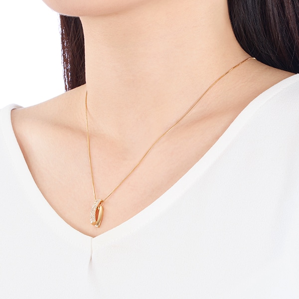 K18�C�G���[�S�[���h�_�C�������h�l�b�N���X