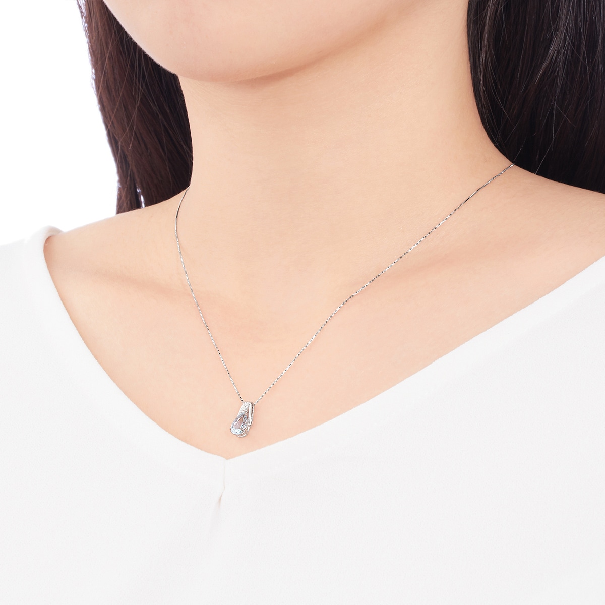 �v���`�i�A�N�A�}�����l�b�N���X