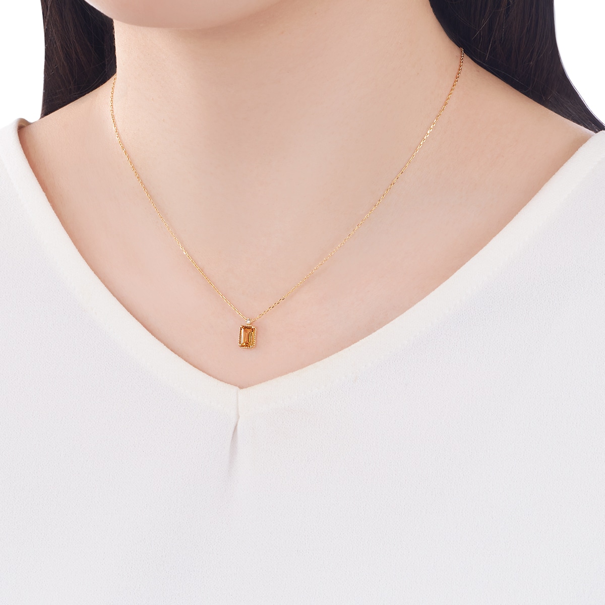 K10�C�G���[�S�[���h�V�g�����l�b�N���X