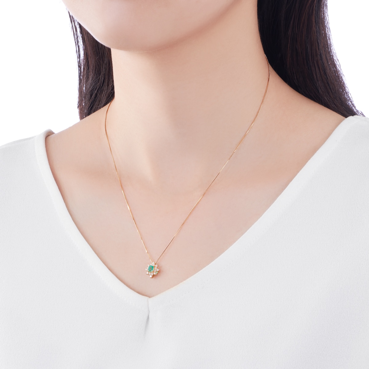 K18�C�G���[�S�[���h�G�������h�l�b�N���X